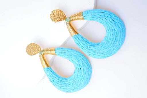 [22019] Boucle D'oreille rotin et couleur or forme goutte